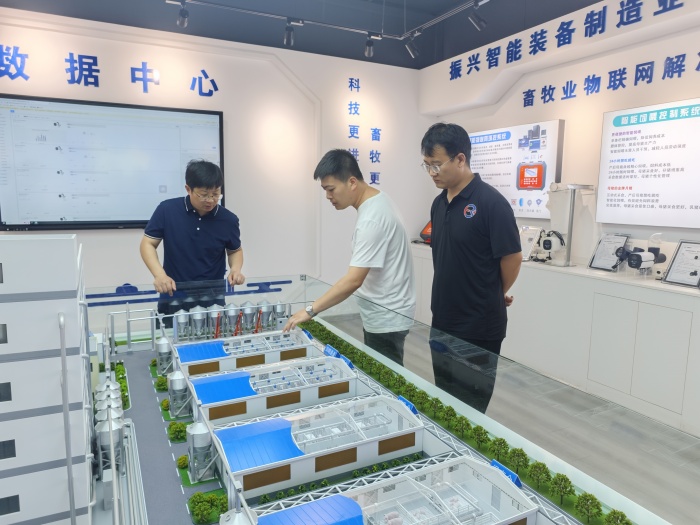 陳濤調研企業安全生產和產業轉型升級工作